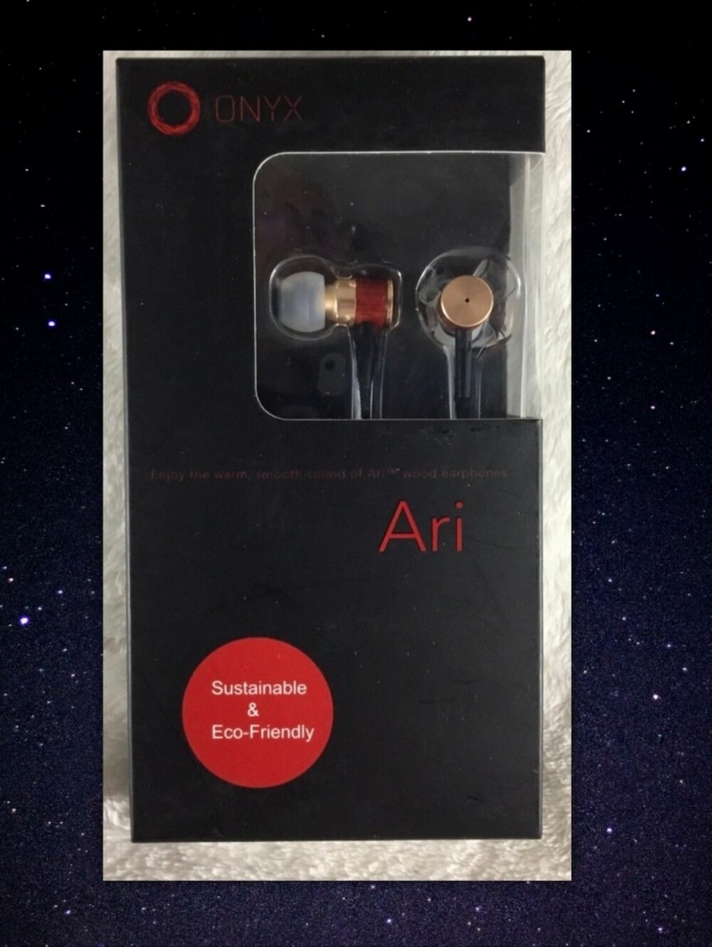 Onyx Ari Wired Earphones in Black and Red